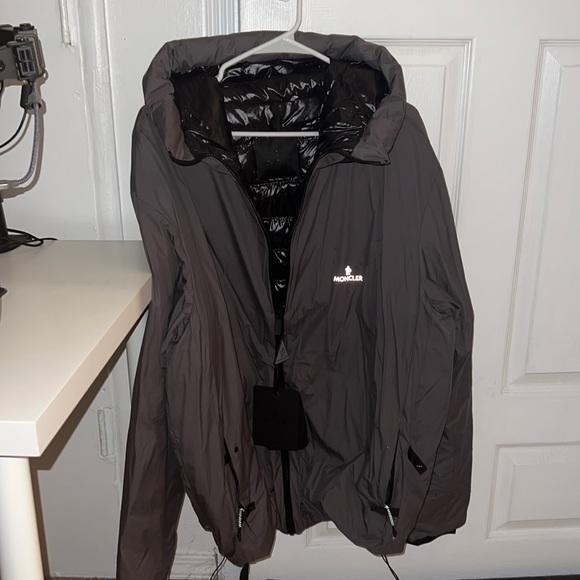Authentic Monclear jacket. Never worn and limited edition - Picture 1 of 1